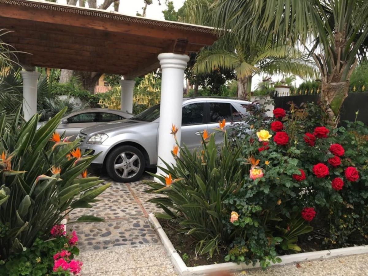 Exclusive villa Las Palmeras Puerto Banus, Marbella, Spain Bagian luar foto