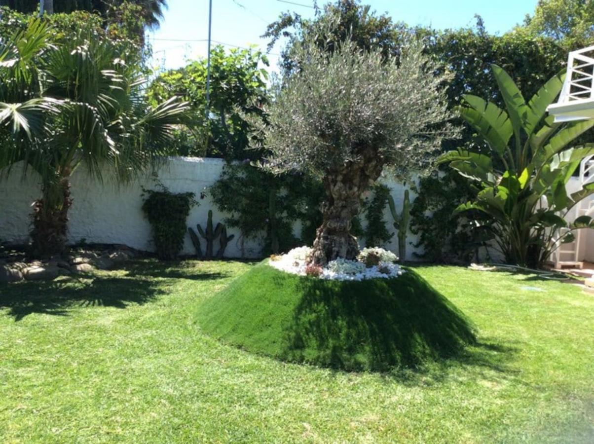 Exclusive villa Las Palmeras Puerto Banus, Marbella, Spain Bagian luar foto